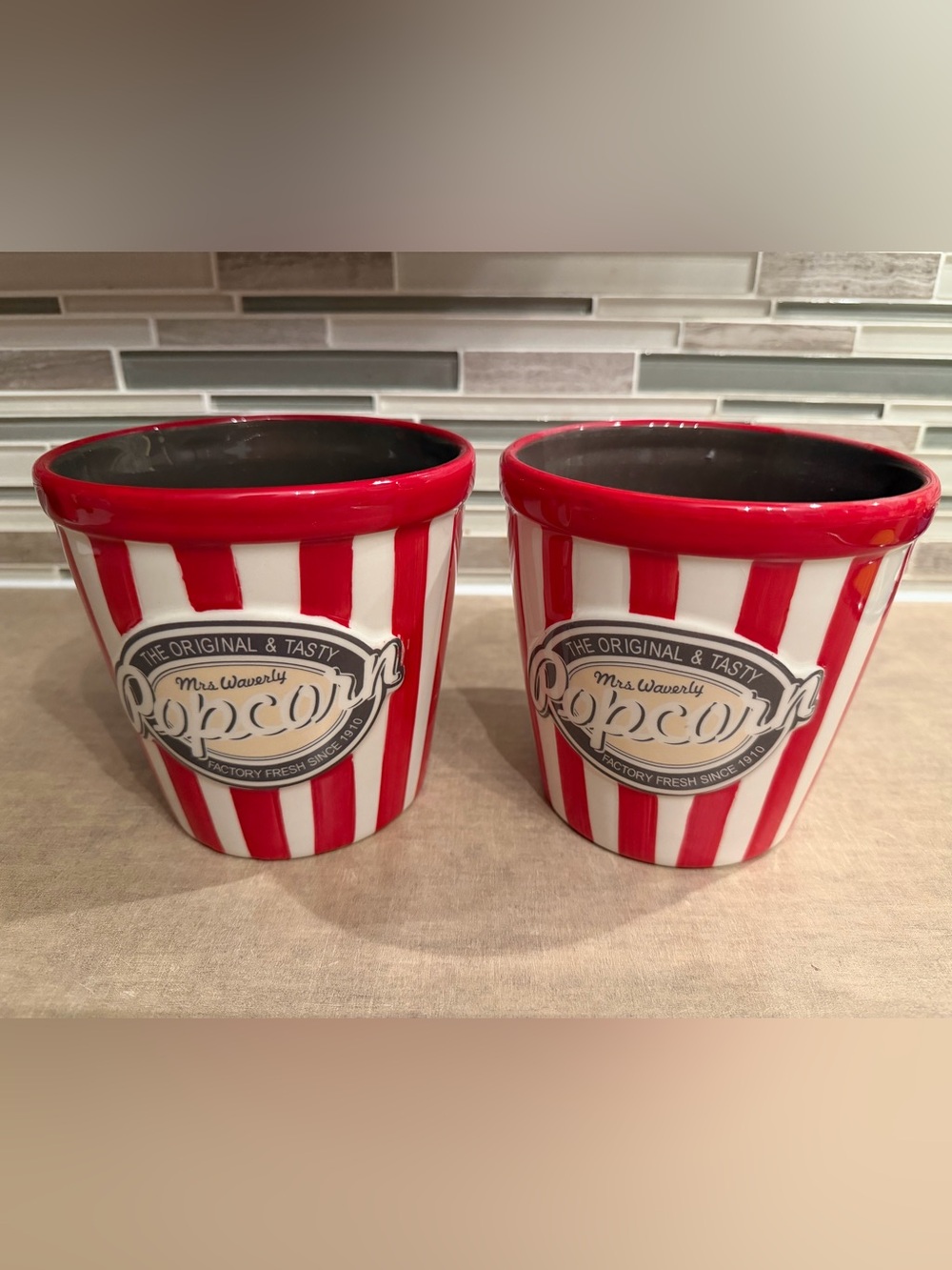 Vintage Popcorn Bowl Pair – New With Tags!